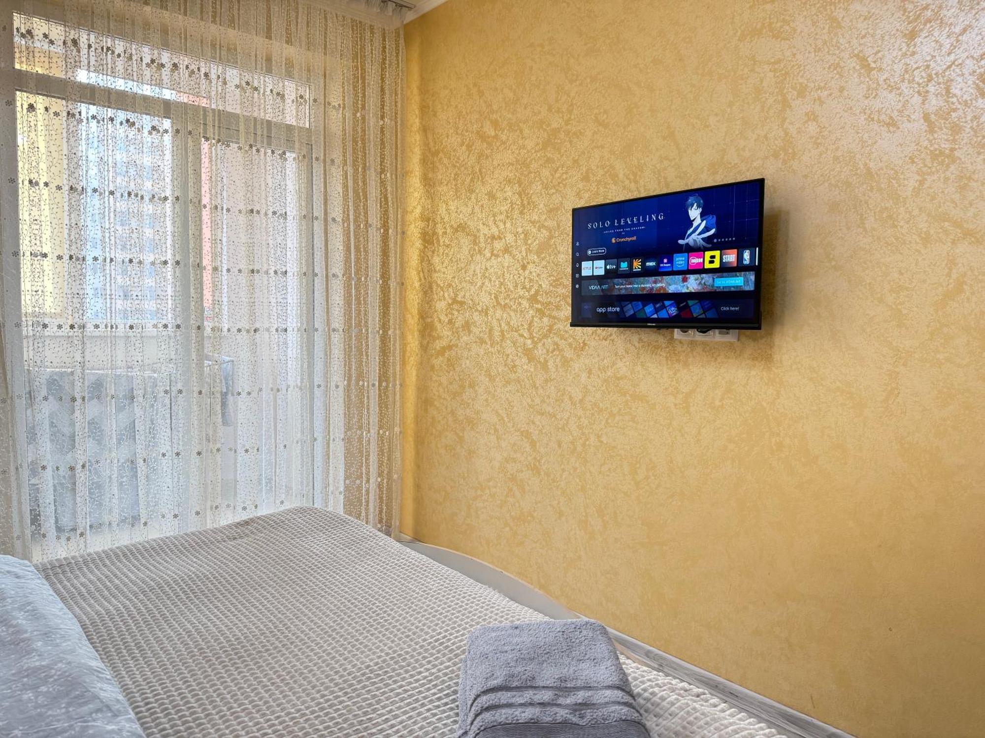 Cozy Two Bedroom Large Apartment Кишинёв Экстерьер фото