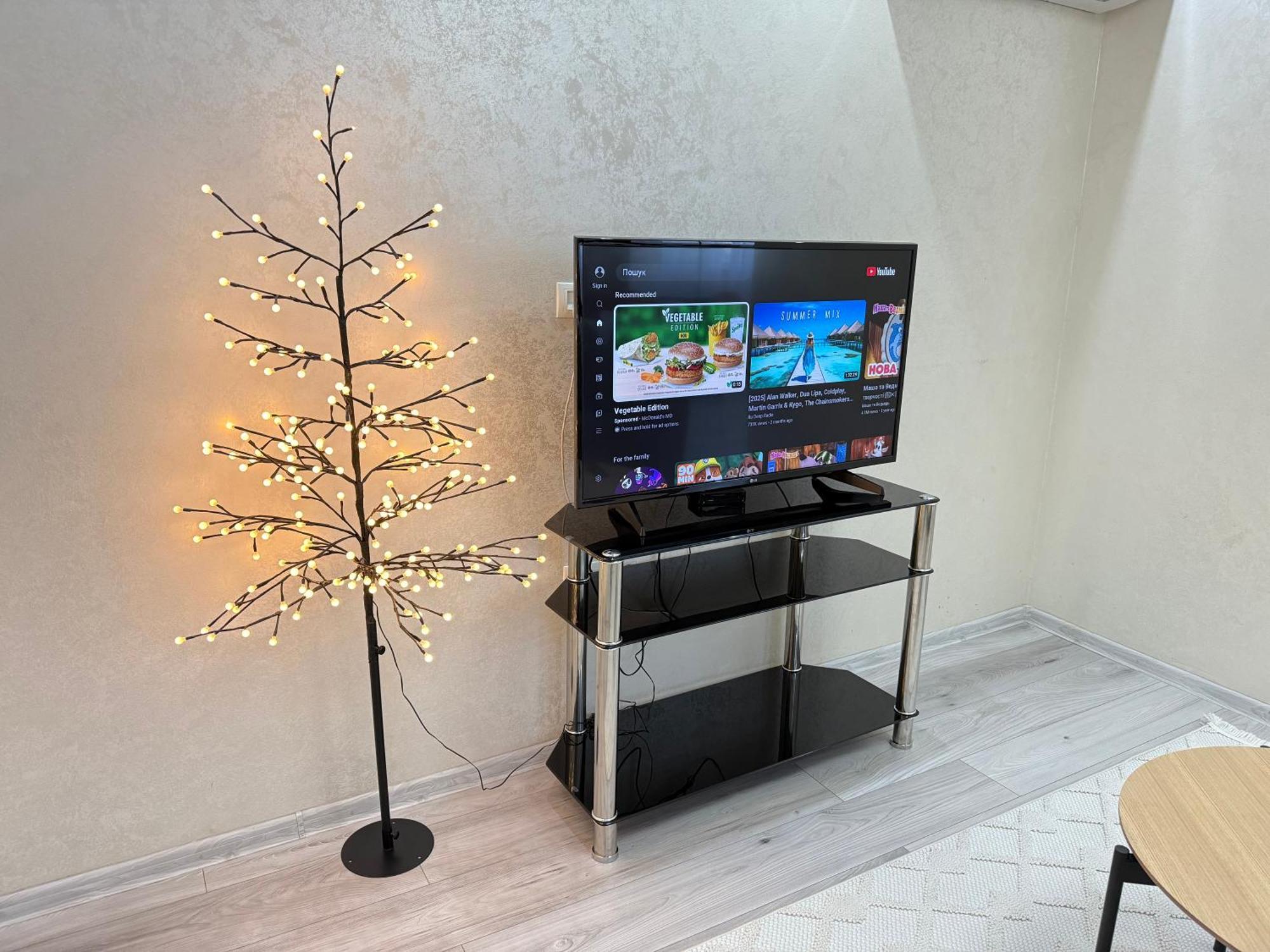 Cozy Two Bedroom Large Apartment Кишинёв Экстерьер фото