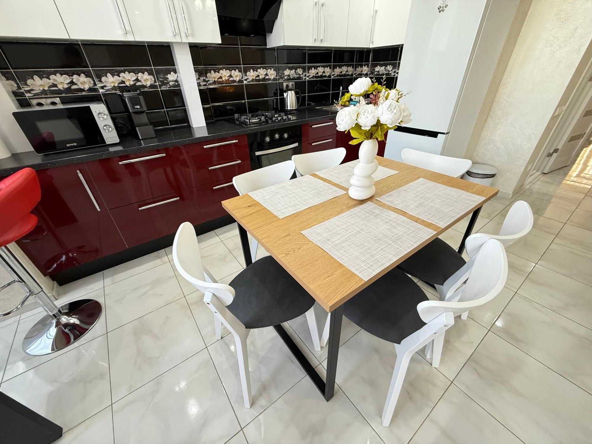 Cozy Two Bedroom Large Apartment Кишинёв Экстерьер фото